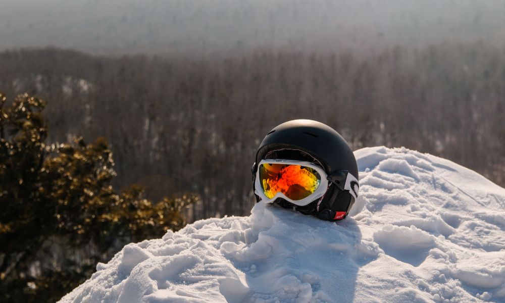 can you use a snowboarding helmet for atv VANRORA Ski Helmet, Snowboard Impenetrable in safety Differences Between Snowmobile and ATV