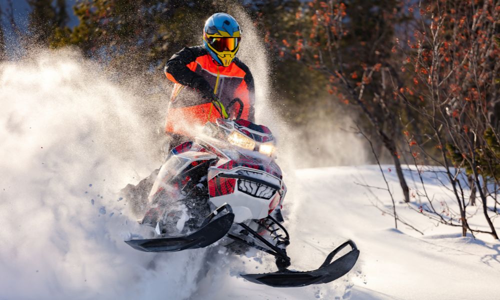Why Quality Snowmobiling Riding Gear Is Worth the Investment
