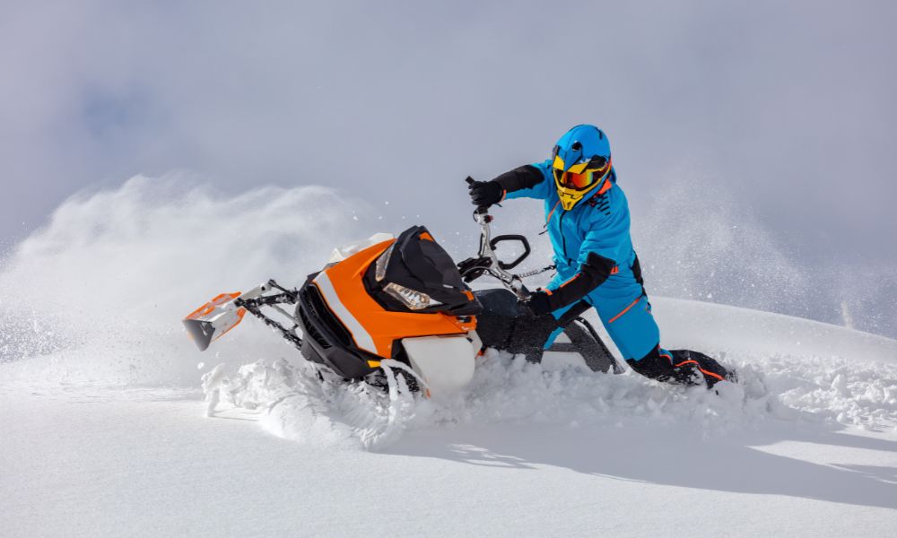 Modular Snow Full-Face vs. Modular Snowmobile Helmets: Which One for You? | Peakboys