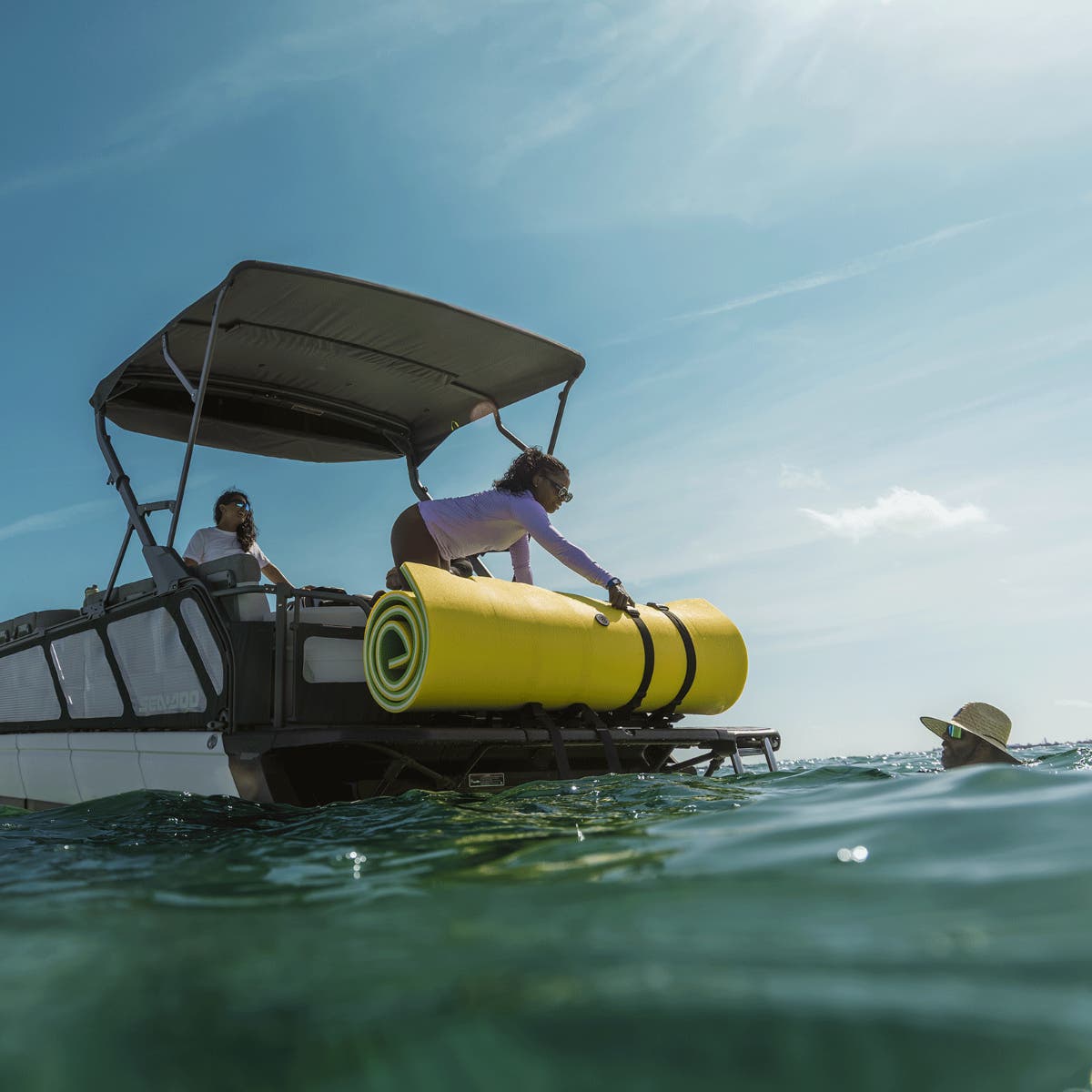 Sea-Doo LinQ Rear Floating Mat Holder