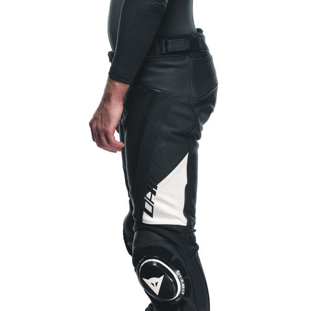 Pantalon en cuir Dainese Delta 4