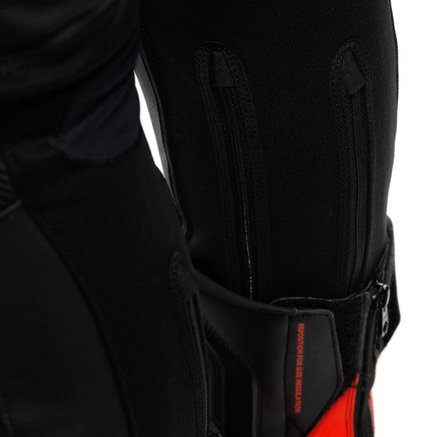 Pantalon en cuir Dainese Delta 4 Perf