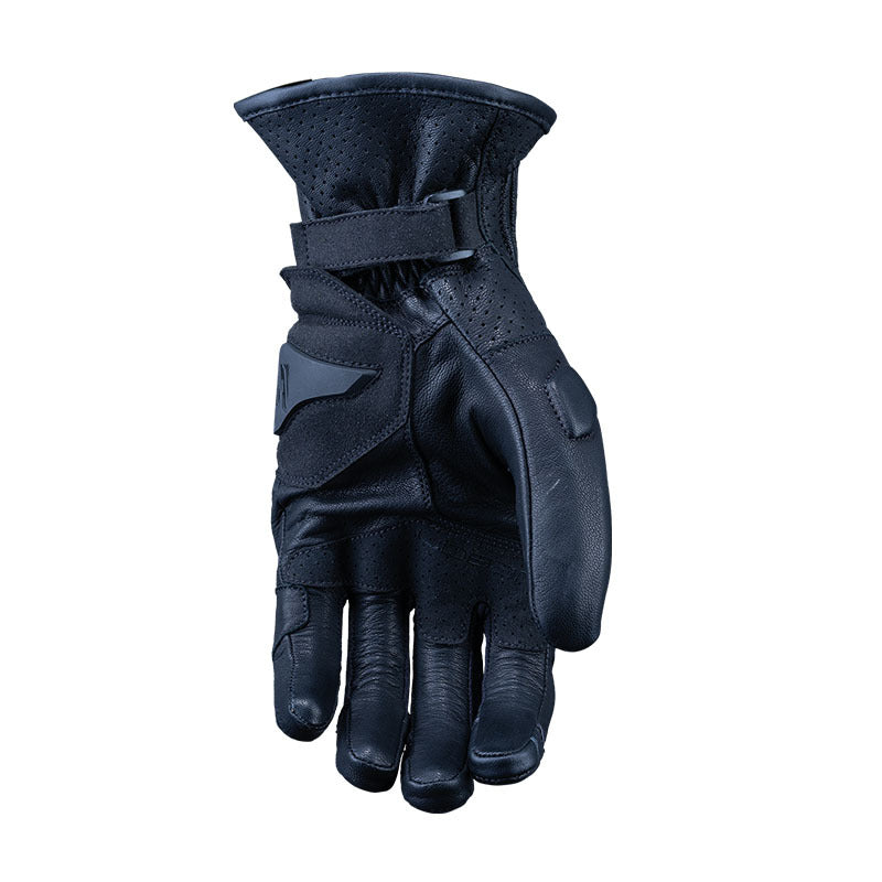 Cinq gants imperméables urbains