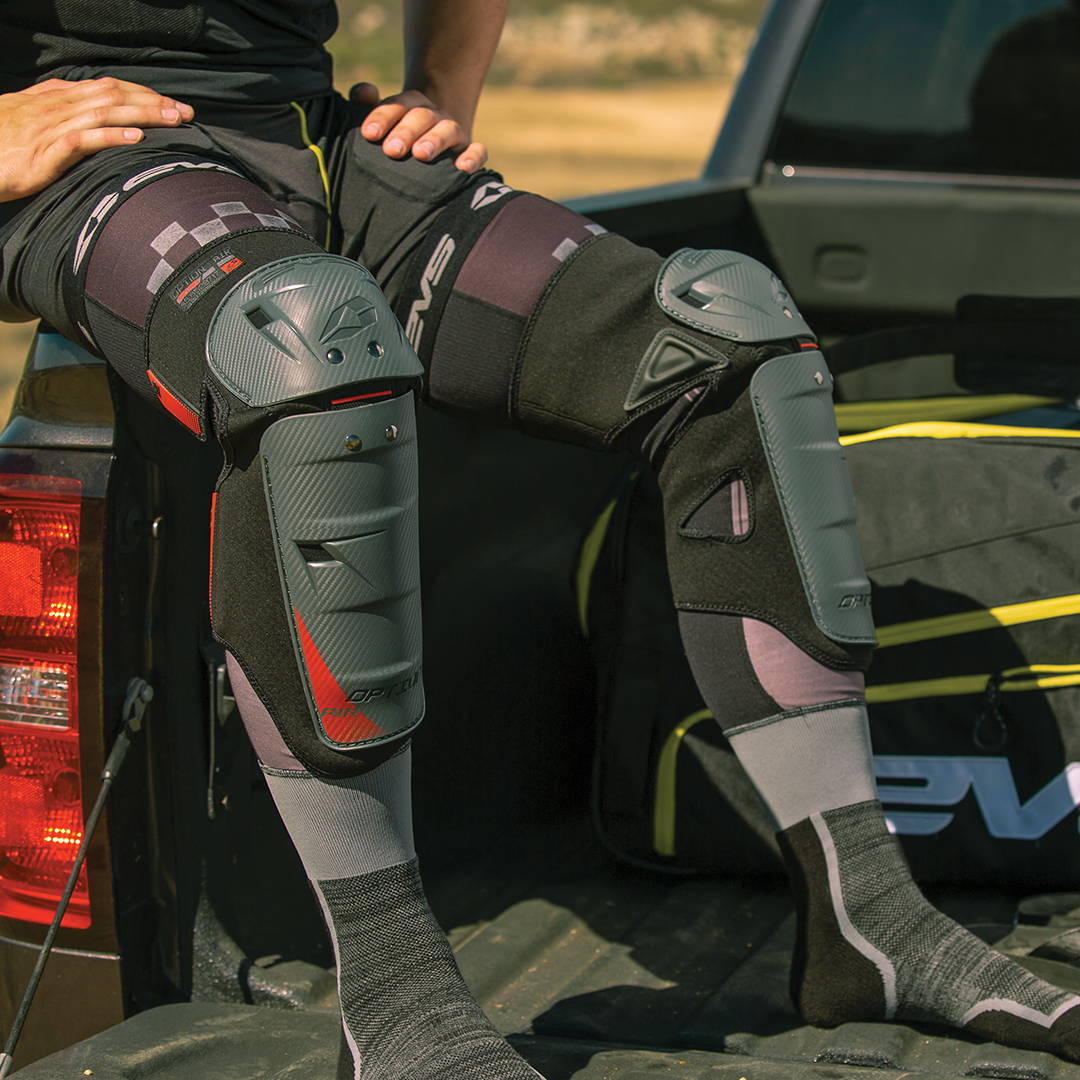 EVS Option Air Knee Pads